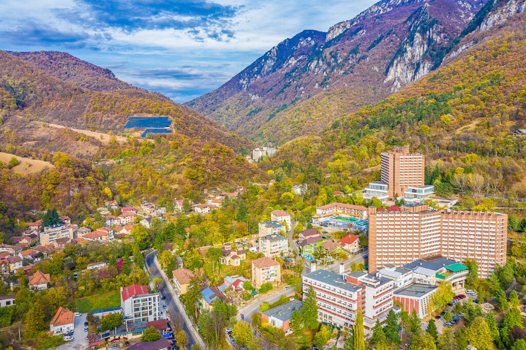 A fost ridicat monopolul la Herculane. Toate ștrandurile vor beneficia de un element fundamental