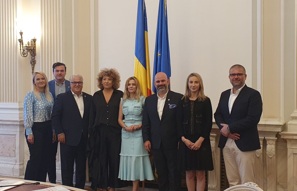 Mediul de afaceri autohton ia cu asalt Emiratele Arabe. UAE Romanian Business Council debutează în octombrie