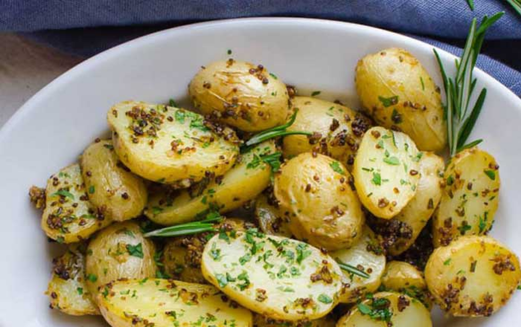 Cei mai buni cartofi natur. Ingredientul secret folosit de marii bucătari