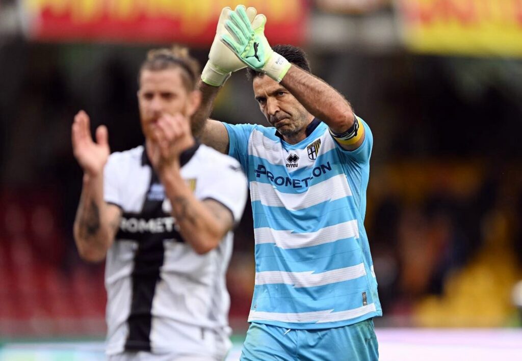 Gianluigi Buffon a renunțat la fotbal la 45 de ani. Povestea unui portar de legendă