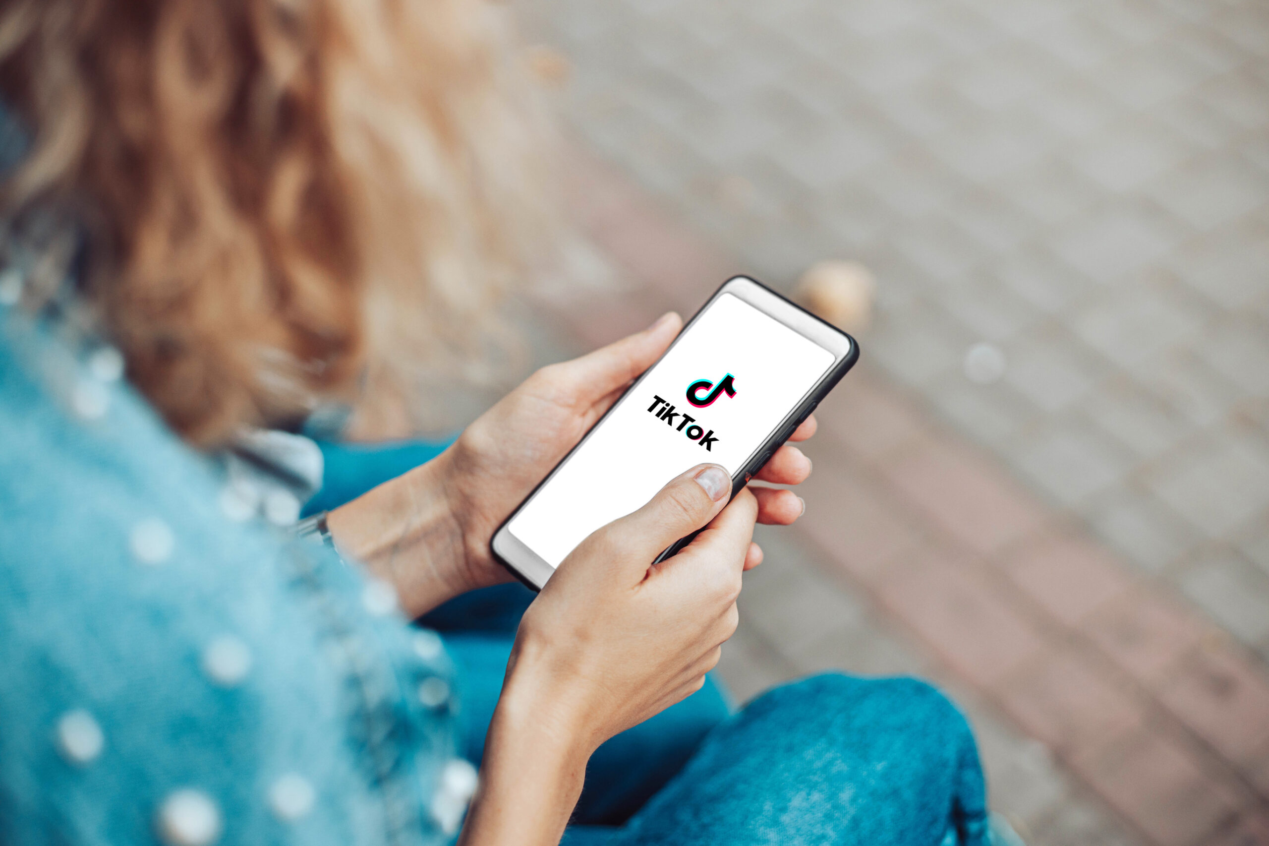 TikTok a cedat în fața statelor americane. Acordul care schimbă regulile pentru adolescenți