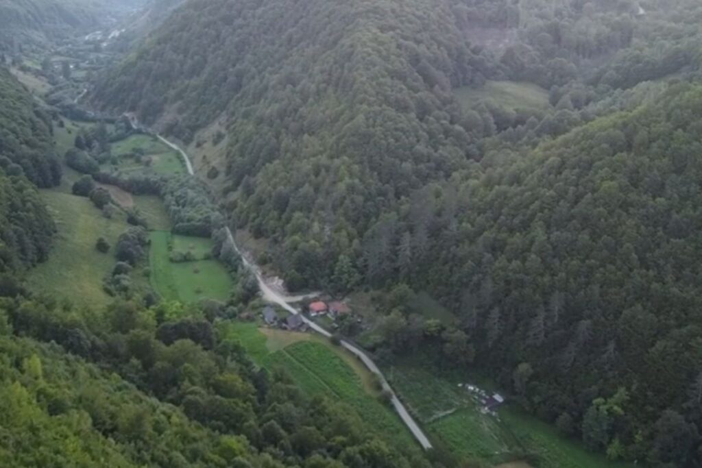 Valea Runcului, perla dintre munți. Locurile de poveste, deschise acum vizitatorilor