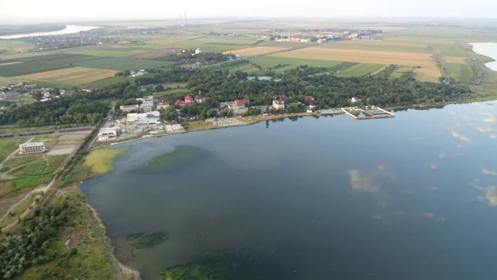 Stațiunea Lacu Sărat a renăscut. O destinație apreciată pentru terapii balneare