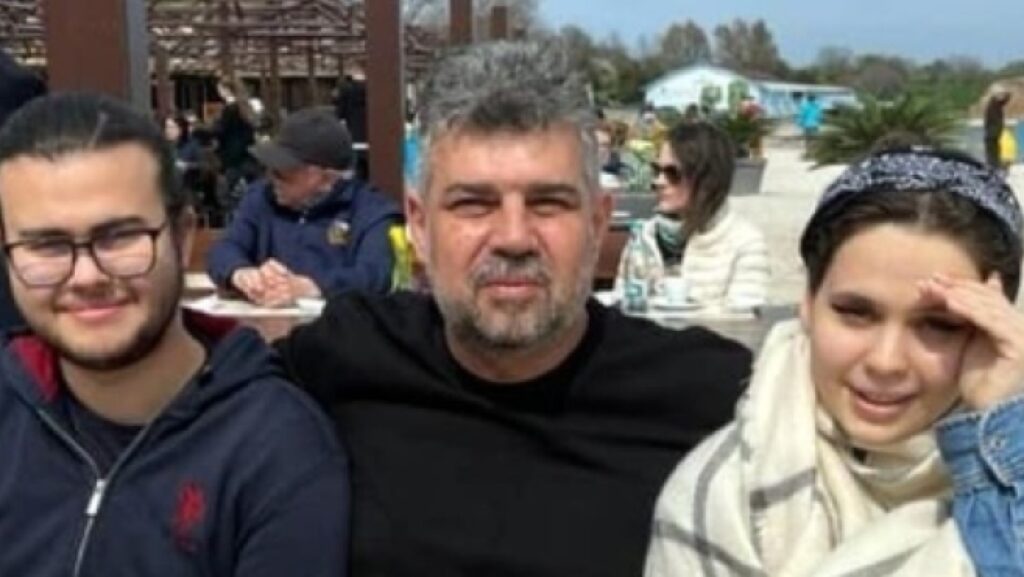 Zi importantă pentru Ciolacu. Unicul său băiat s-a căsătorit cu o studentă