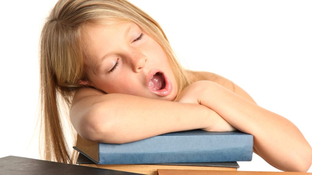 Ce ascunde oboseala copiilor. Riscurile sunt mari