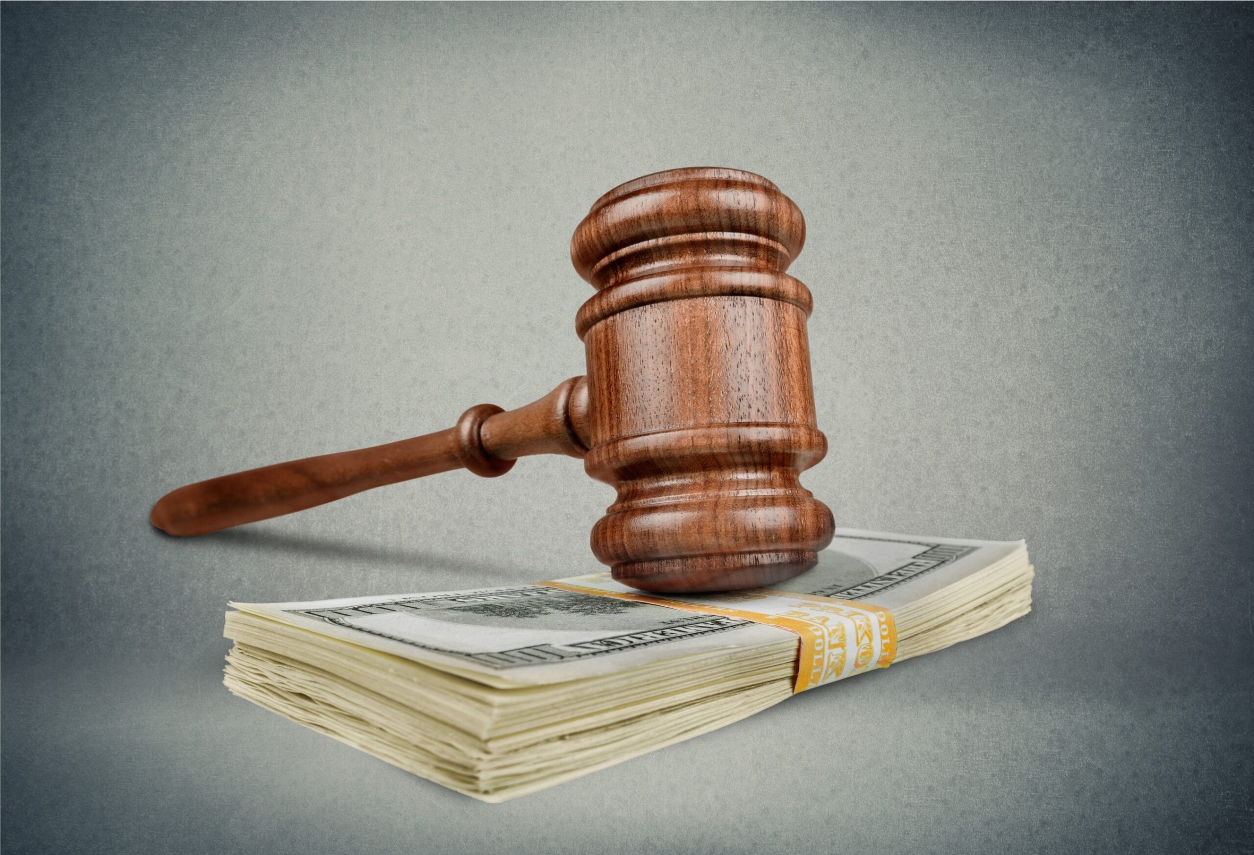 Pensiile Speciale. Guvernul Bolojan vrea să schimbe condițiile de pensionare pentru toți funcționarii publici. Exclusiv