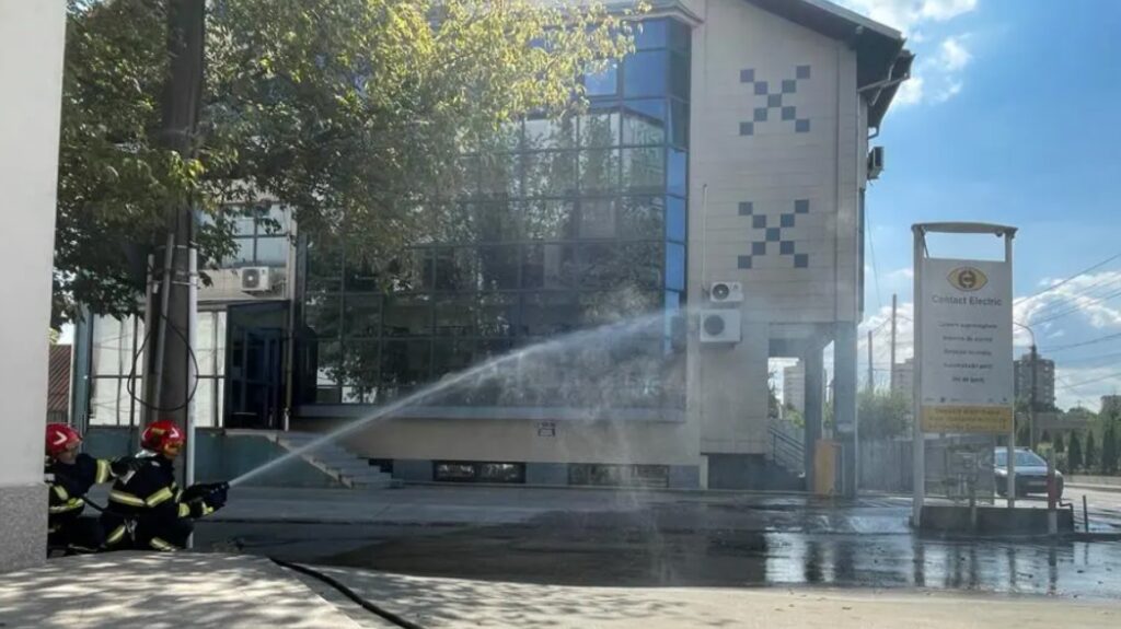 Alertă pe stradă la Pitești. Autoritățile au închis circulația de teama unei explozii