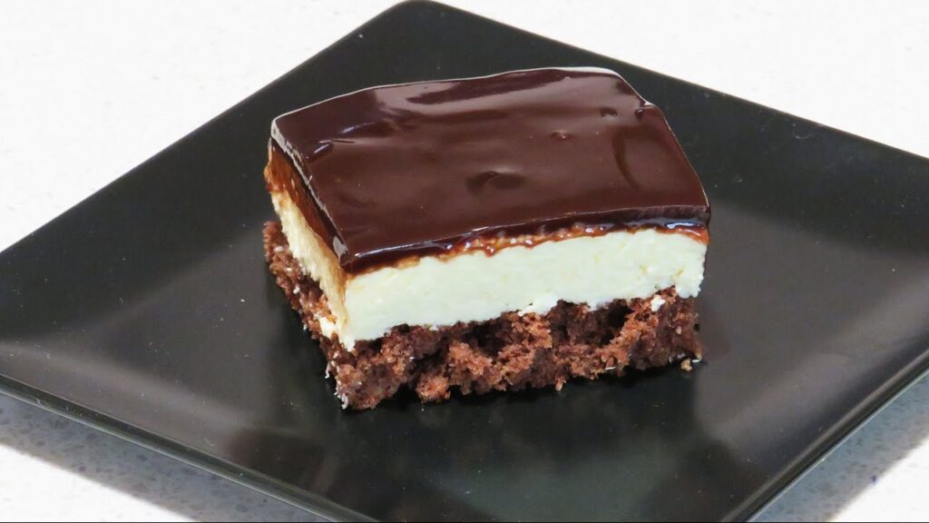 Prăjitura Coca-Cola. Rețeta care a cucerit lumea