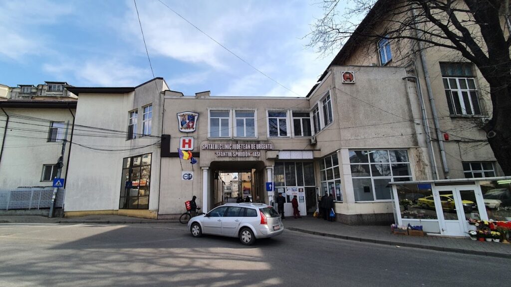 Directorul spitalului din Iași se întoarce. Demis pentru calificativ slab, acum e singurul candidat
