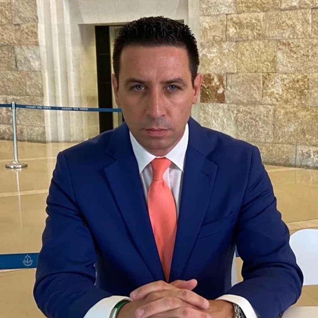 Dilema unui jurnalist aflat în mijlocul războiului din Israel