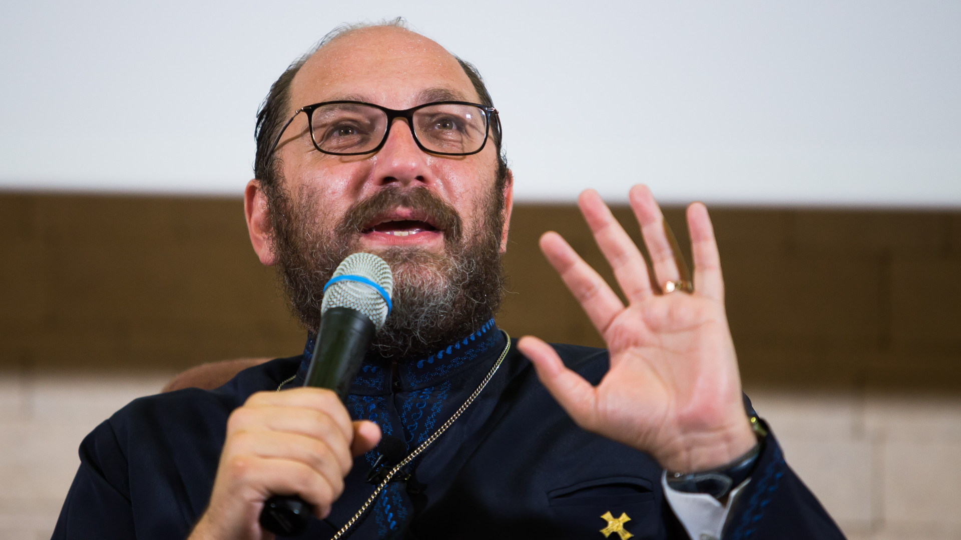 De ce au cuplurile probleme și nu pot avea copii. Părintele Necula dă explicația spirituală