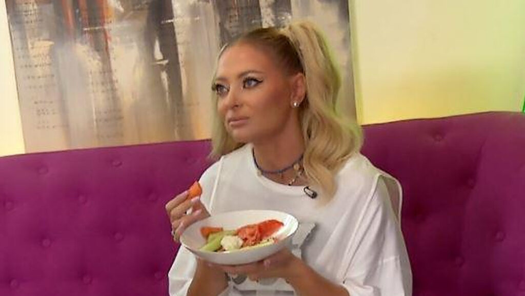 Delia, mâncăcioasa familiei. A pus-o și pe Gina Matache pe drumuri