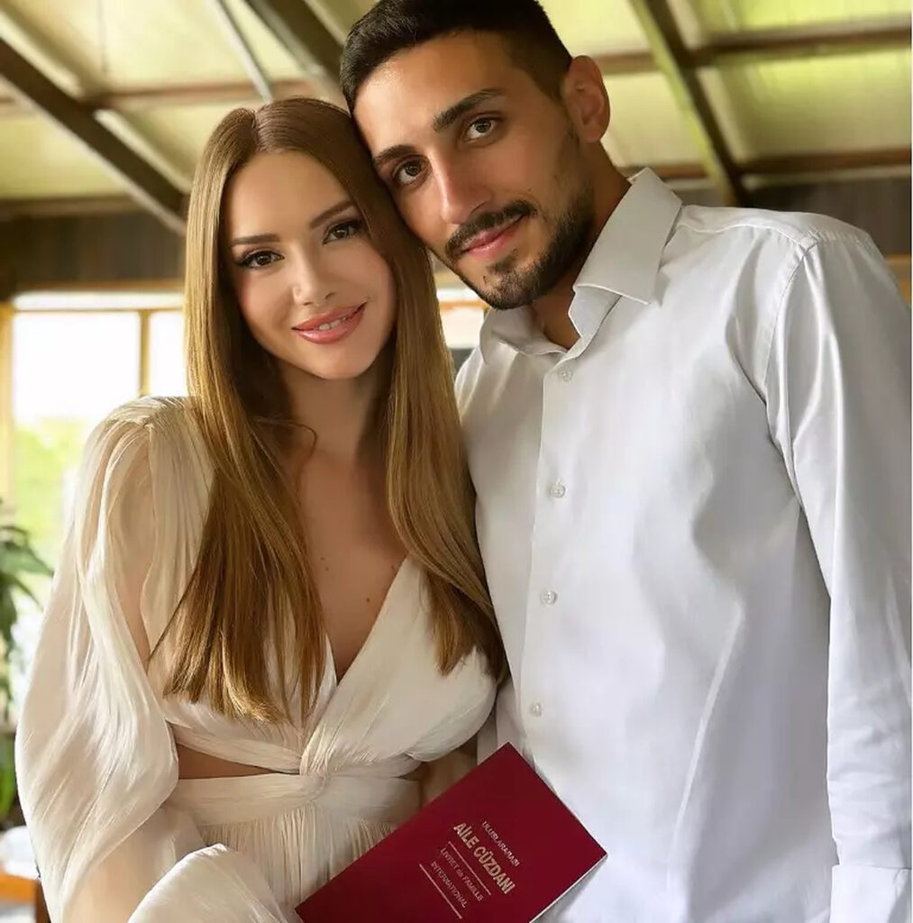 Apariție surprinzătoare la Chefi la Cuțite. Otilia Bilionera a venit la emisiune cu soțului ei turc