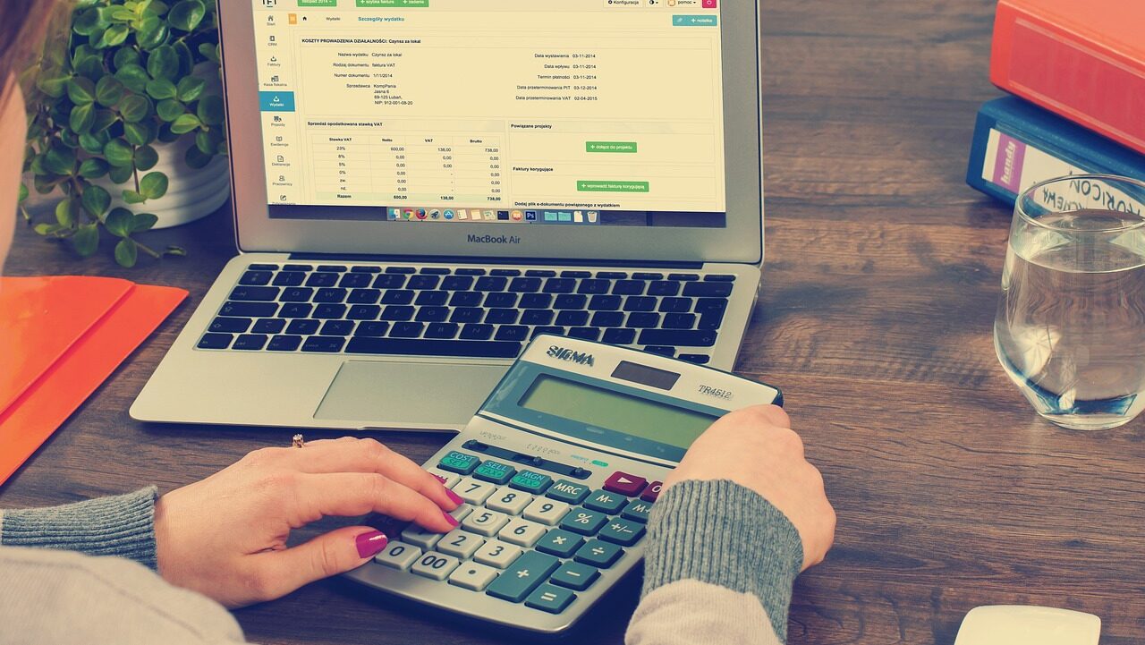 Hunor insistă: Taxele trebuie reduse cu 50%. Ilie Bolojan a cerut un răgaz de gândire