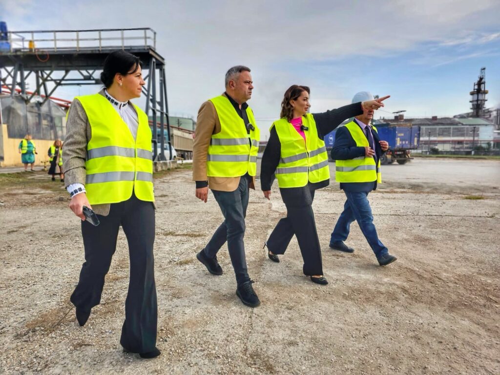 Ministrul Agriculturii, mesaj pentru fermieri: „Producția de la Fabrica de Zahăr Luduș arată cu adevărat că există patriotism”