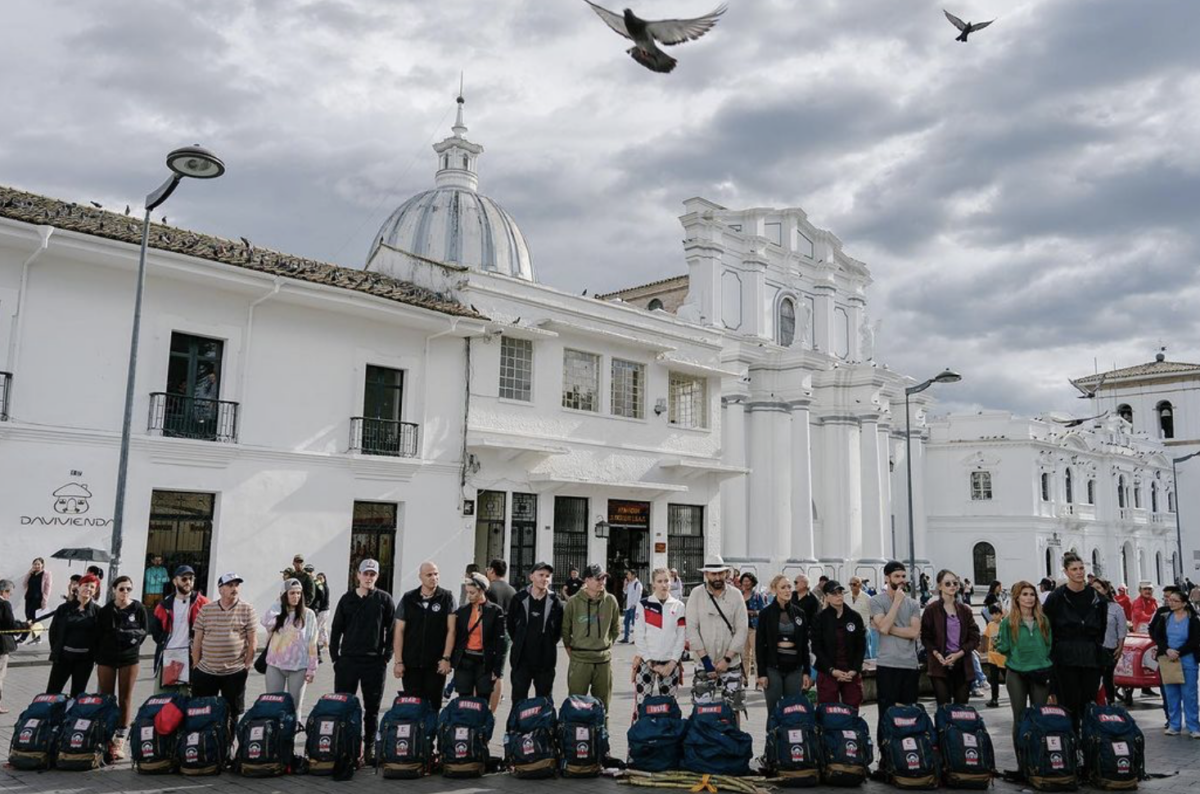 Câți bani primește un cameraman de la America Express