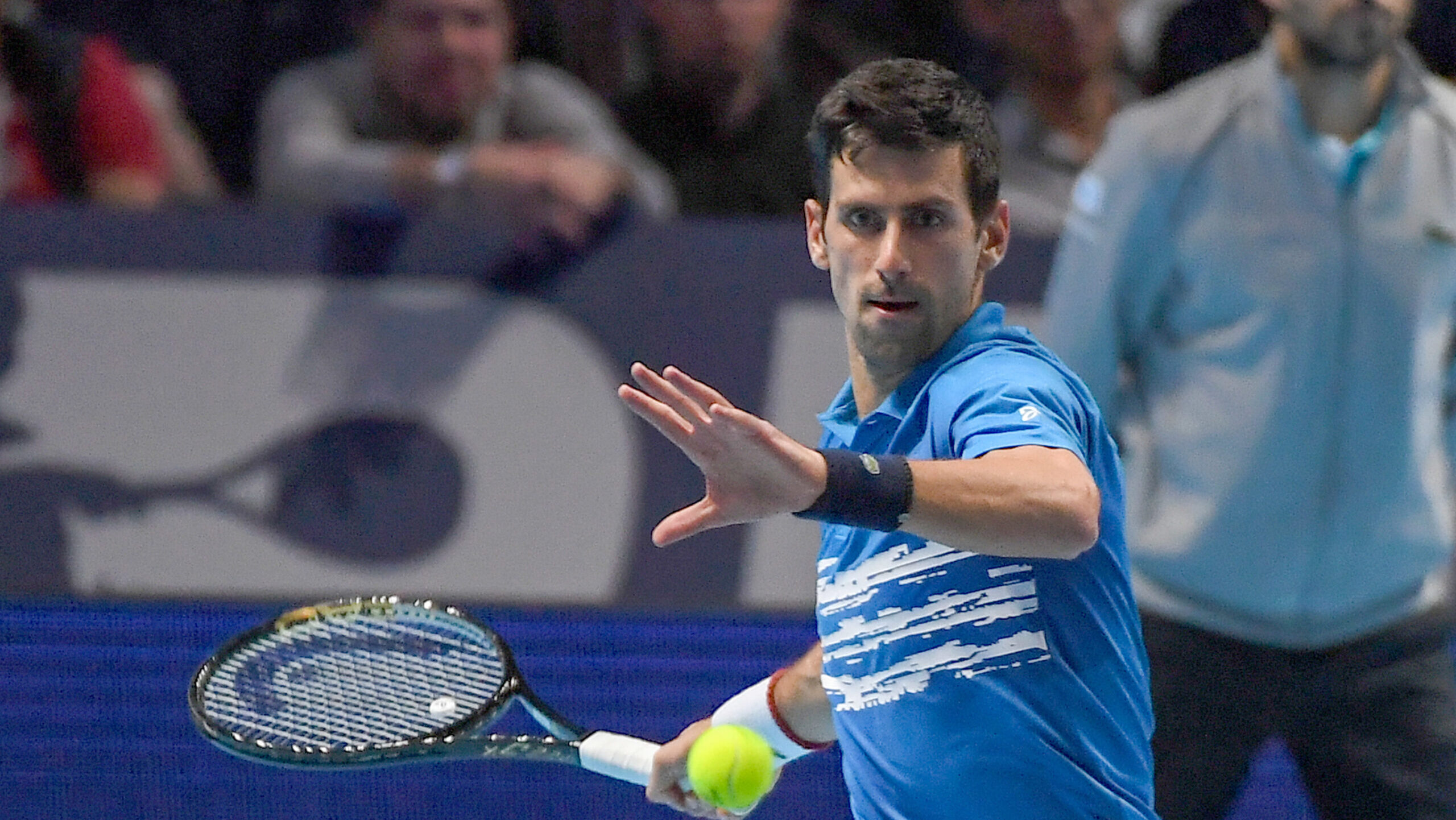 Jannik Sinner și Novak Djokovic s-au calificat în optimi, în timp ce Daniil Medvedev părăsește competiția