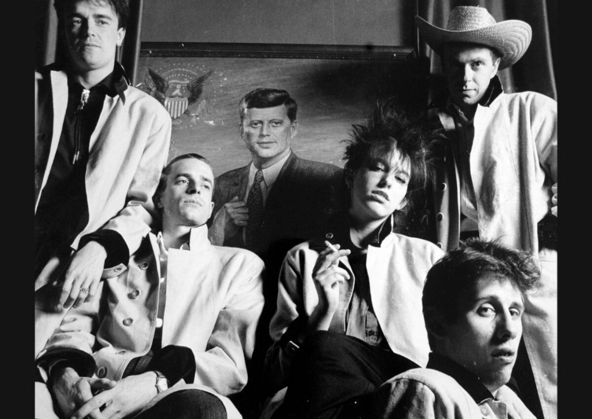 A murit solistul trupei The Pogues. Shane MacGowan s-a stins în brațele soției sale