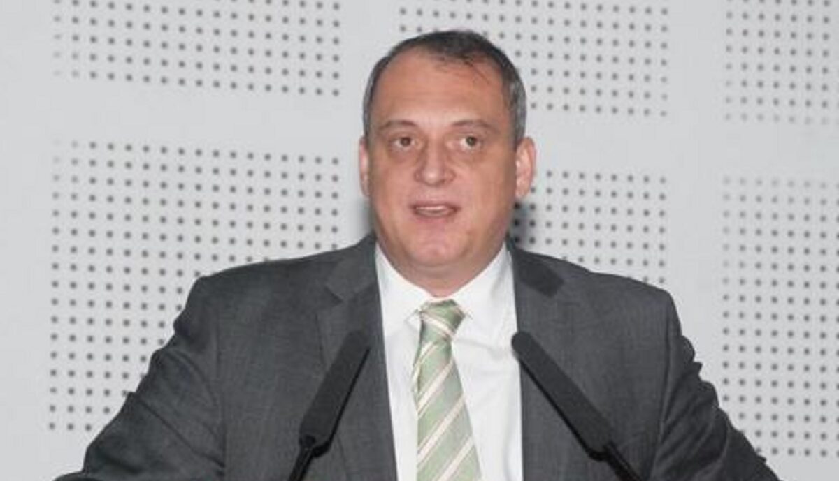 Gest obscen la PSD Vaslui. Dan Marian, explicații bizare despre „degetul mijlociu”