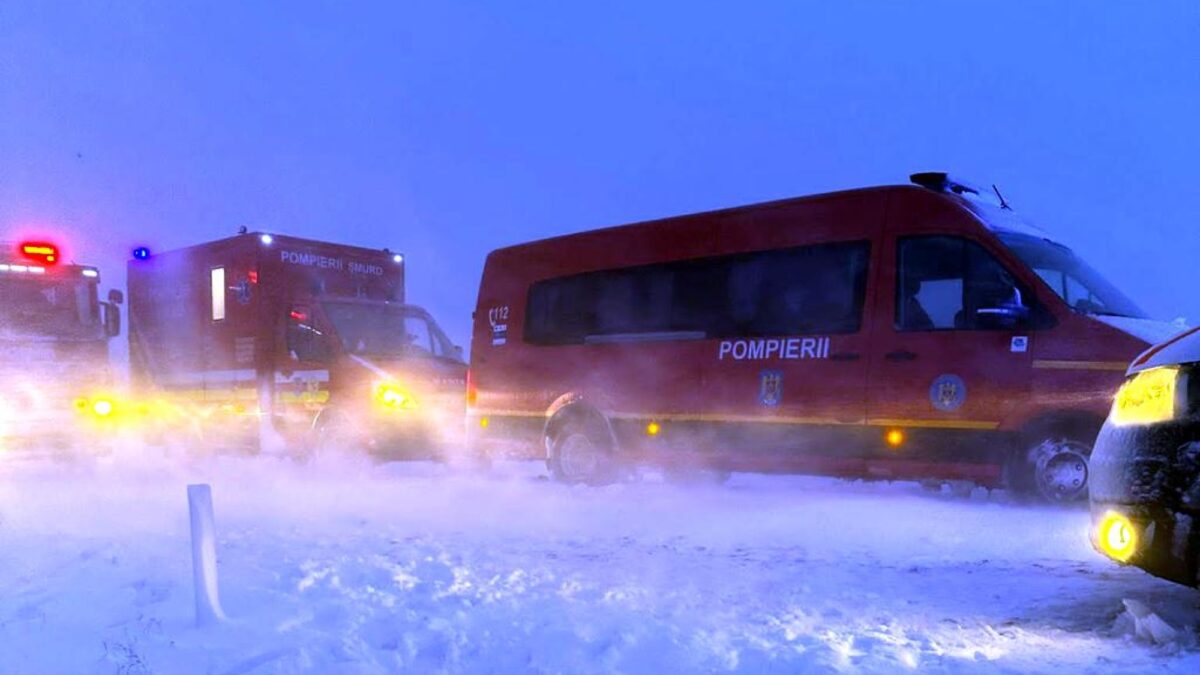 Accident grav provocat de vremea rea. Încă un autocar s-a răsturnat la Vaslui