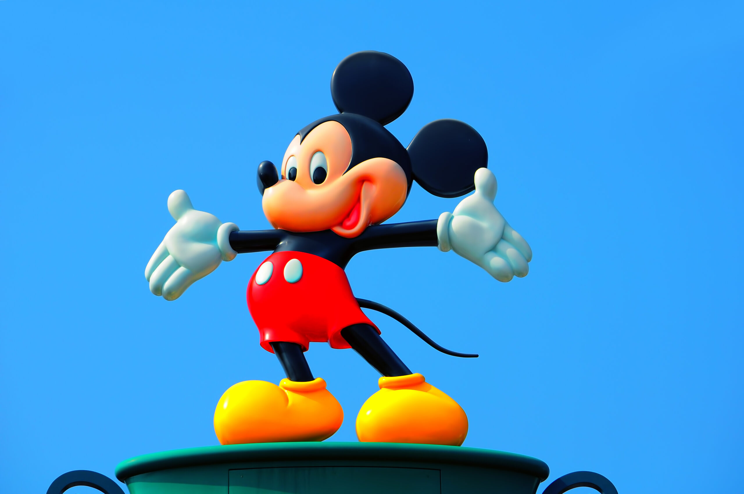 Mickey Mouse, interzis în România. Cea mai absurdă decizie luată la București