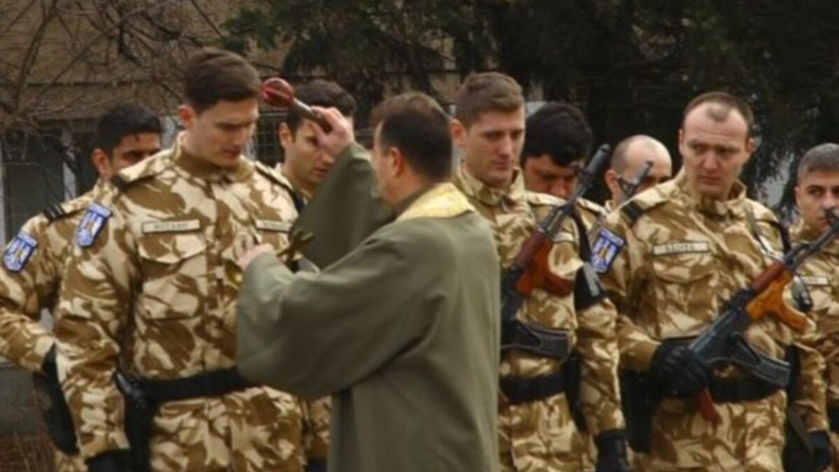 Salariul unui preot militar. Cât de atractivă este cariera militară pentru slujitorii Domnului