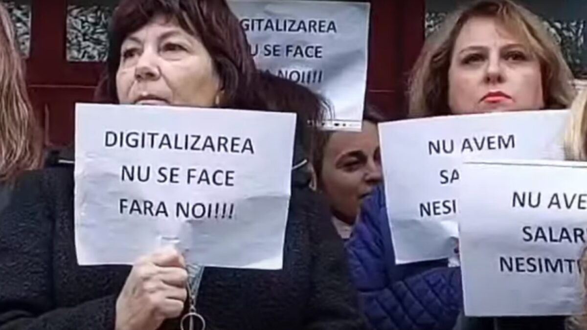 Ciolacu a cedat: salarii mărite și pentru angajații caselor de pensii