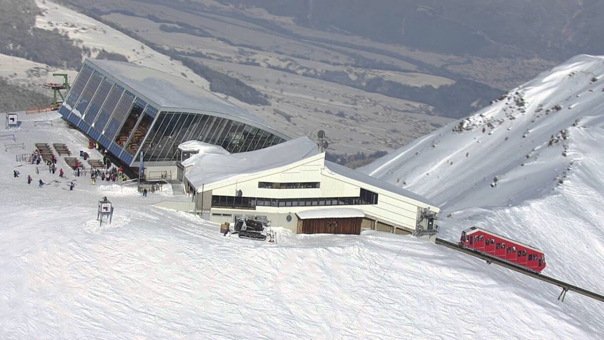 Staţiunea Cervinia din Italia, preferată de români, pe cale să-şi schimbe numele