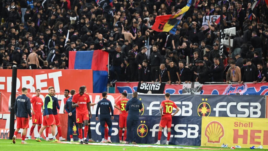 Rapid, plângere penală contra suporterilor FCSB