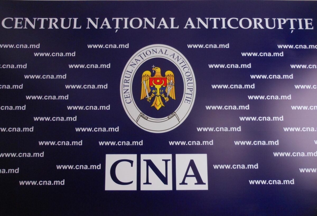 Doi judecători și un avocat, cercetați de CNA