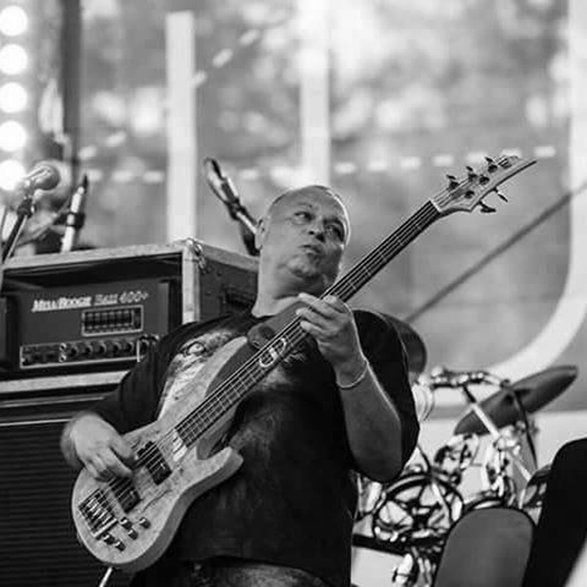 Drama prin care trece Dragoș Docan. Declarat vindecat, a rămas fără un deget și o parte din talpă