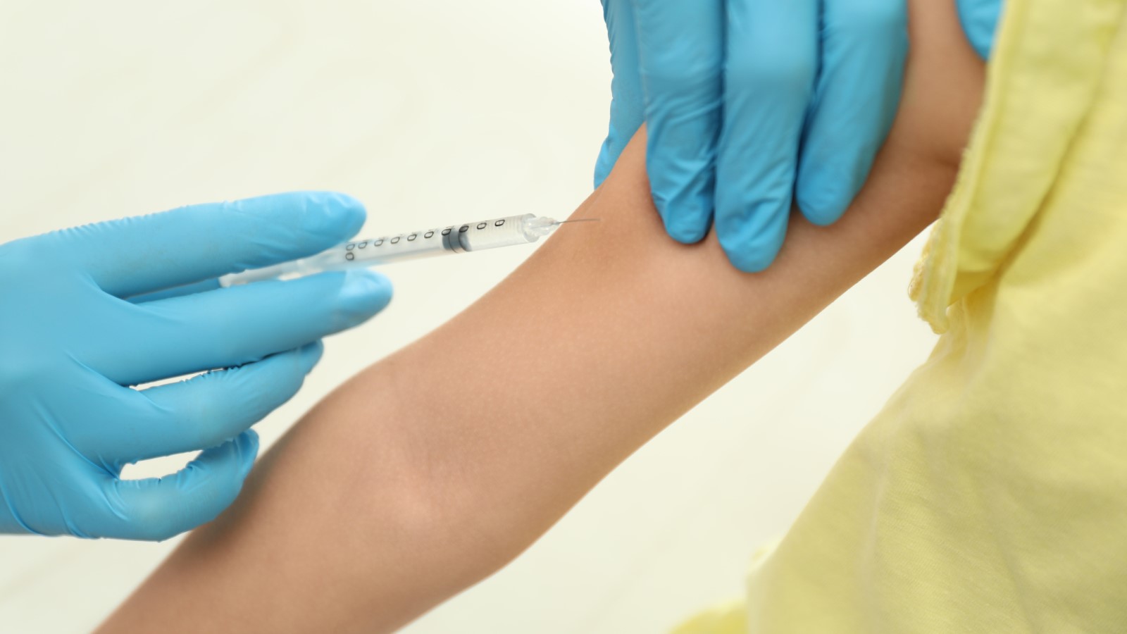 Mare descoperire în medicină, pentru tratarea rujeolei. Anticorpi umani care neutralizează virusul