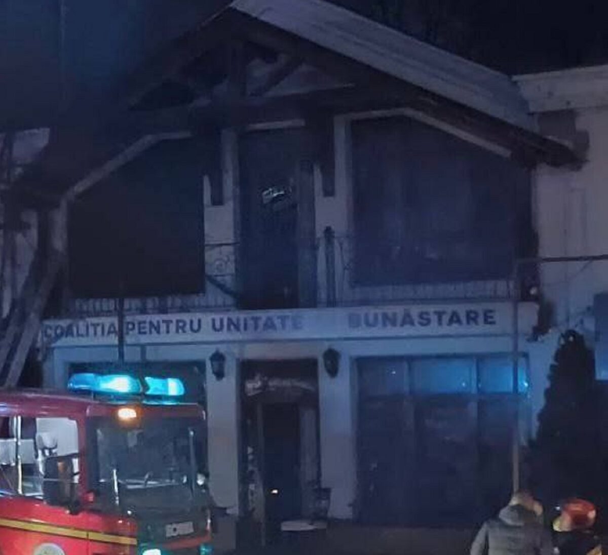 Declarație bizară a unui politician, după un incendiu la sediul partidului său