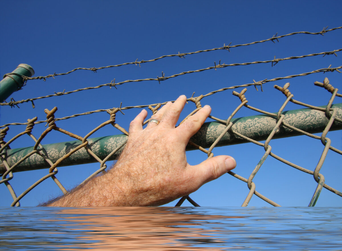 Liderii Hamas, inundați cu apă de mare. Ultima manevră a armatei israeliene pentru distrugerea tunelurilor