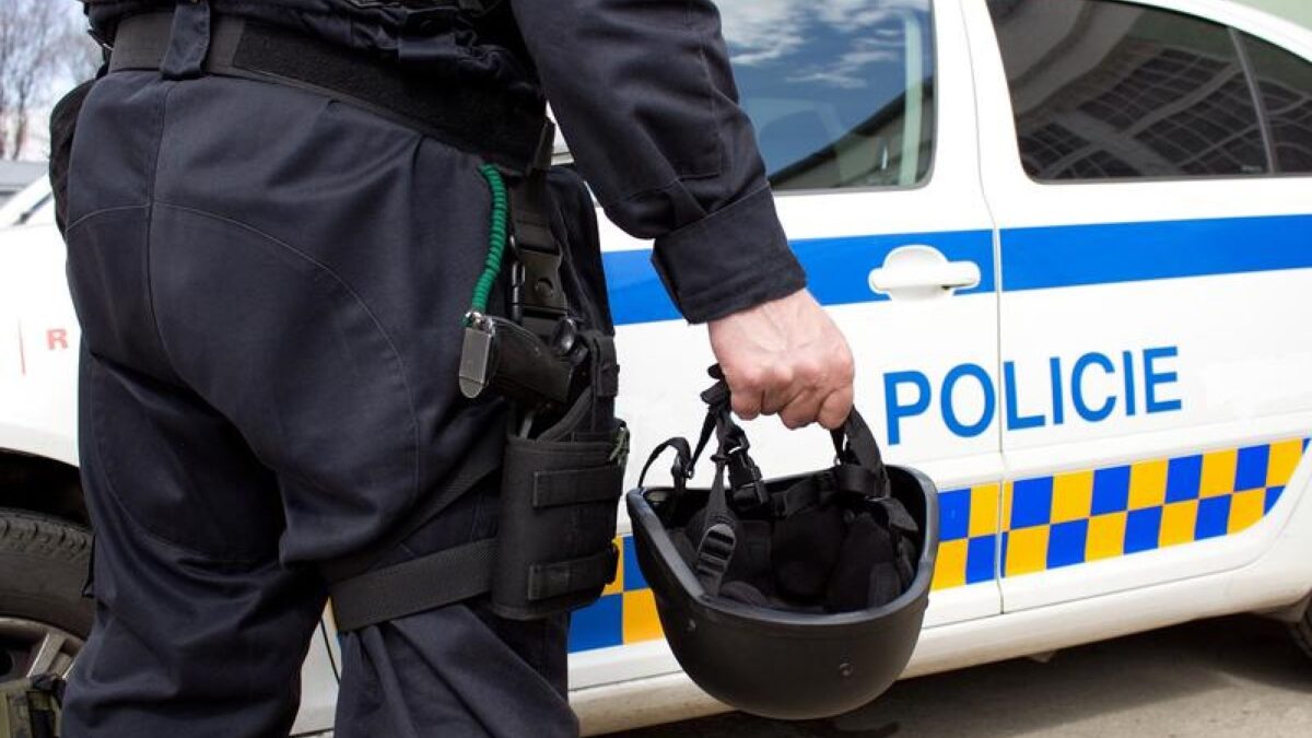 Atac armat la Praga. Bilanțul morților a crescut la 15 persoane. Atacatorul și-ar fi ucis și tatăl. Update