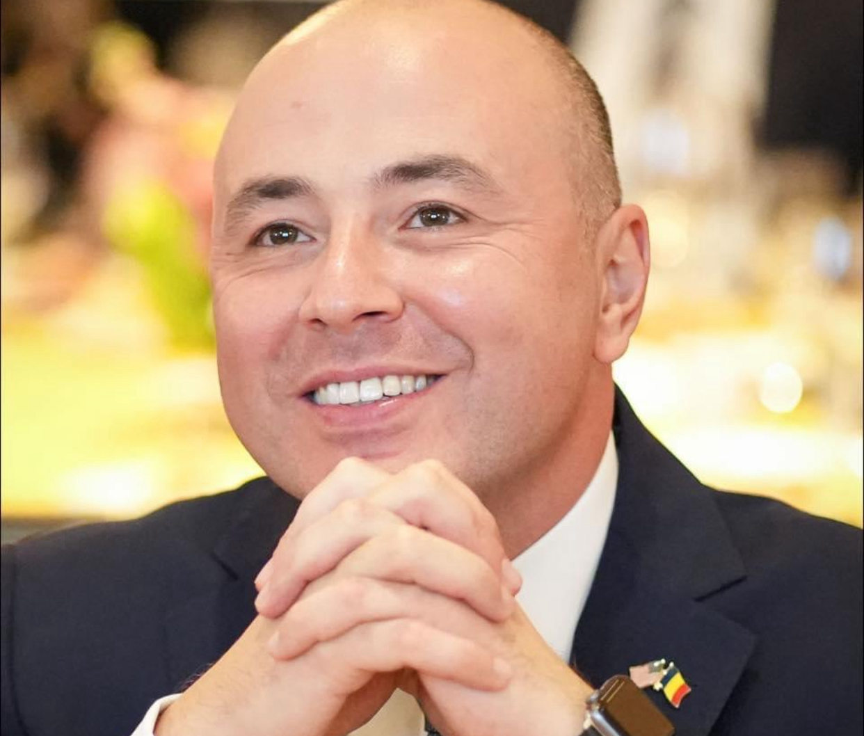 Opulență și țărănie la Washington. Cum fac americanii "mișto" de ambasadorul Andrei Muraru