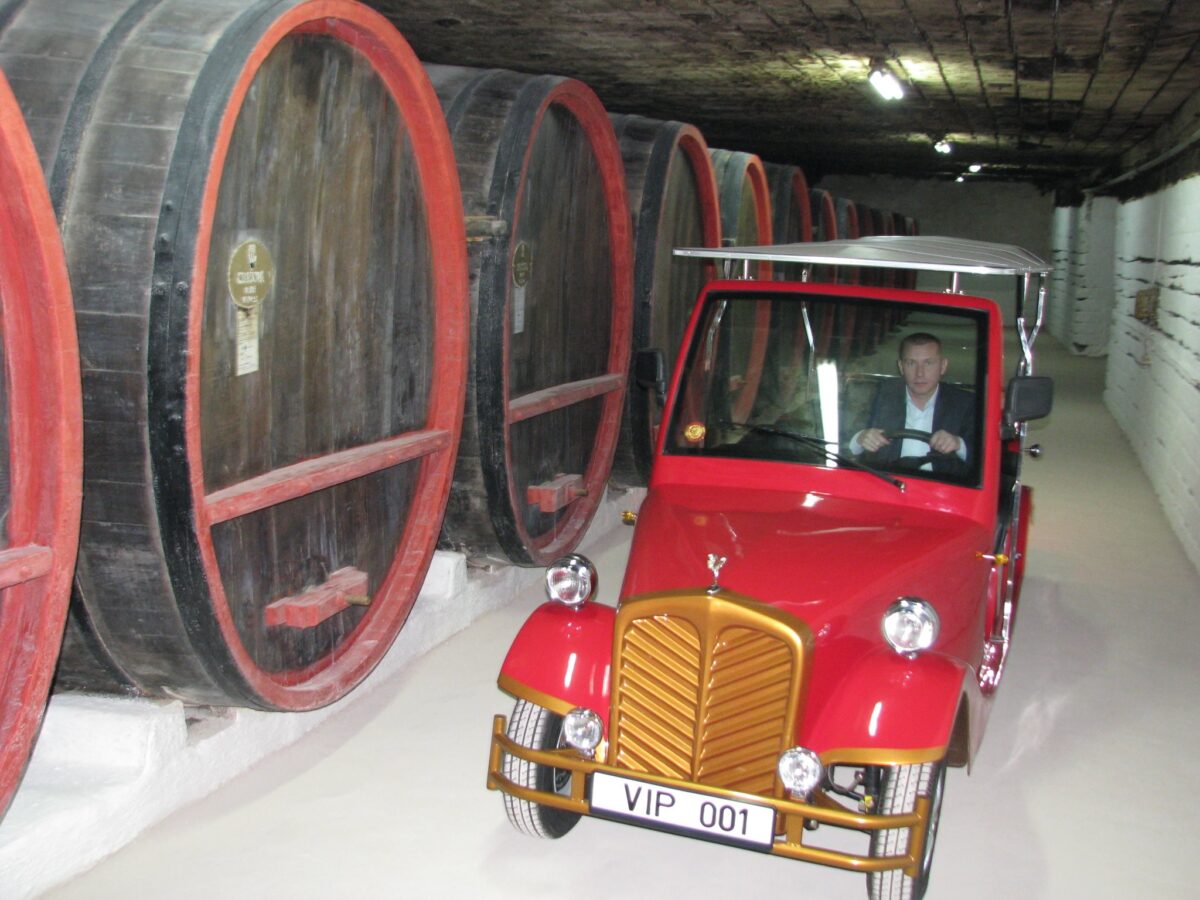 Cricova, orașul subteran al vinului de lângă Chișinău. Foto