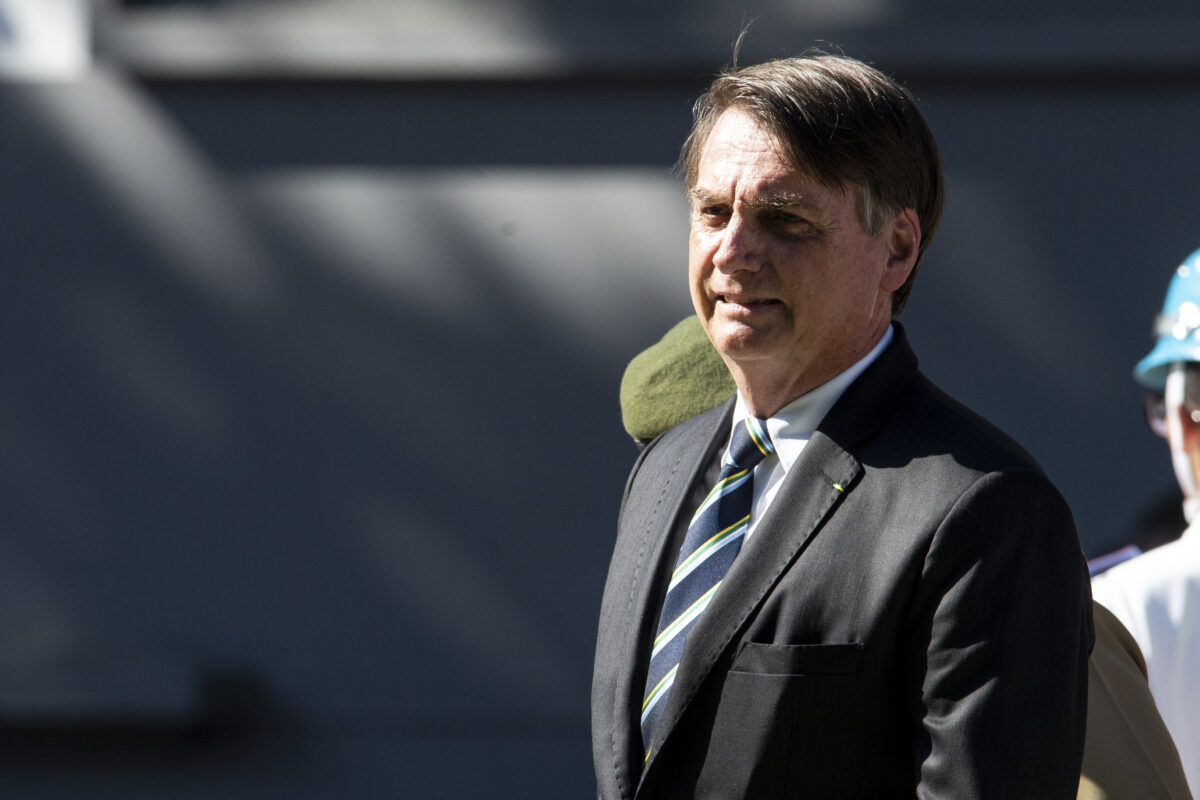 Bolsonaro, închisoare la domiciliu din motive medicale. A fost internat pentru o infecție gravă