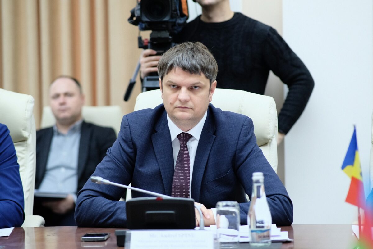 Andrei Spînu se retrage din Guvern și din PAS. „Am fost supus unei campanii nedrepte de defăimare”