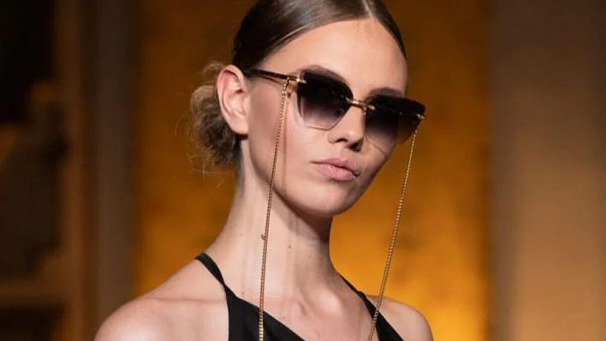 Cine este Daniela Niculăesei, moldoveanca din Botoșani care a apărut pe coperta Vogue