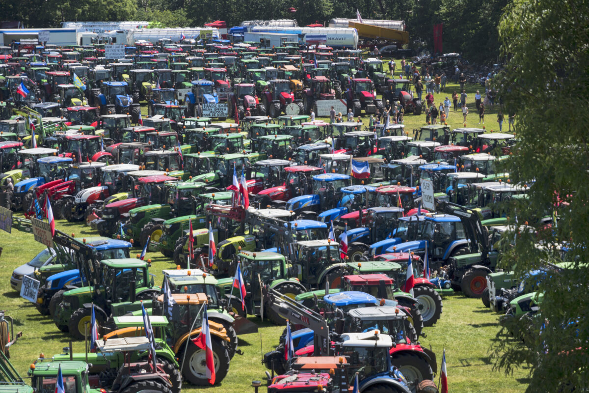 Port belgian, blocat total de protestele fermierilor