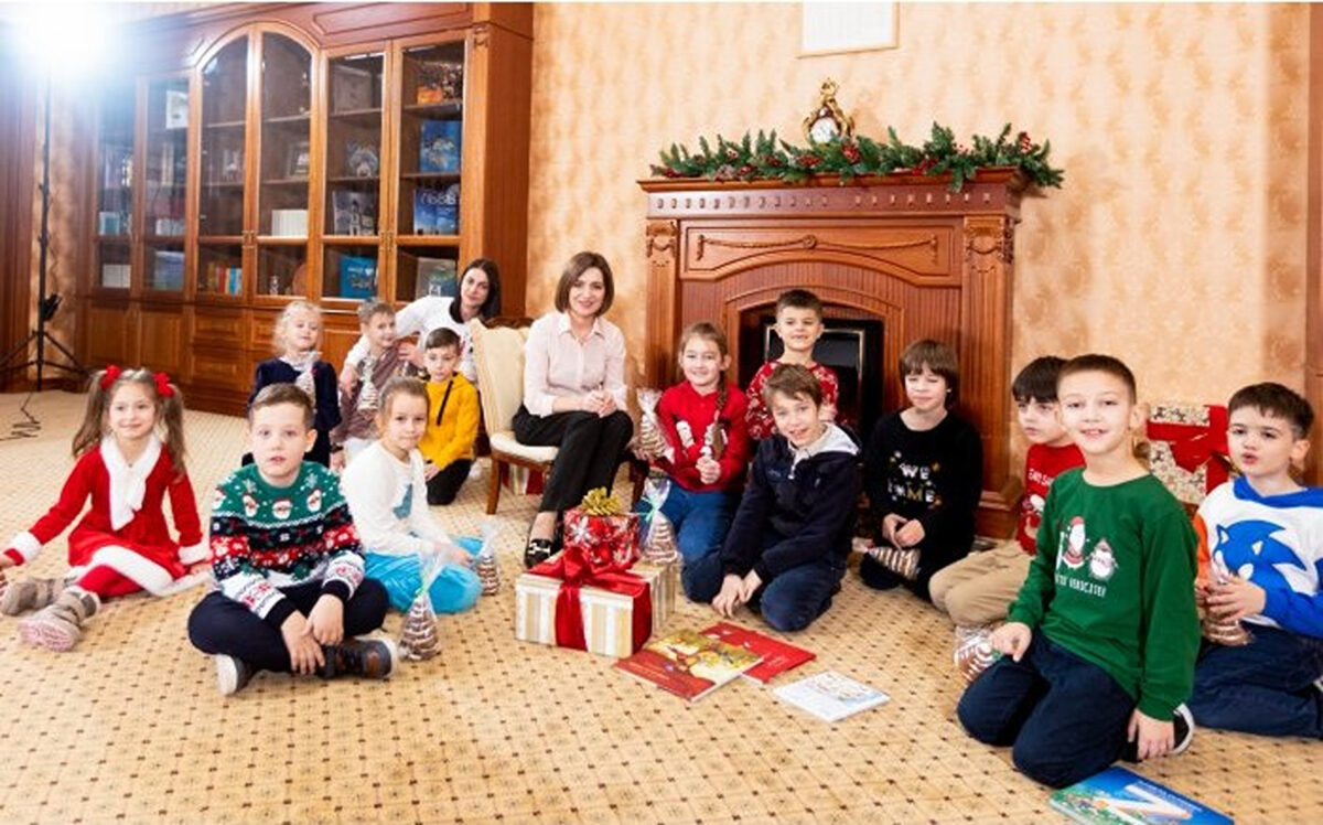 Crăciunul pe stil vechi în Republica Moldova. Maia Sandu, mesaj alături de mama sa. Video