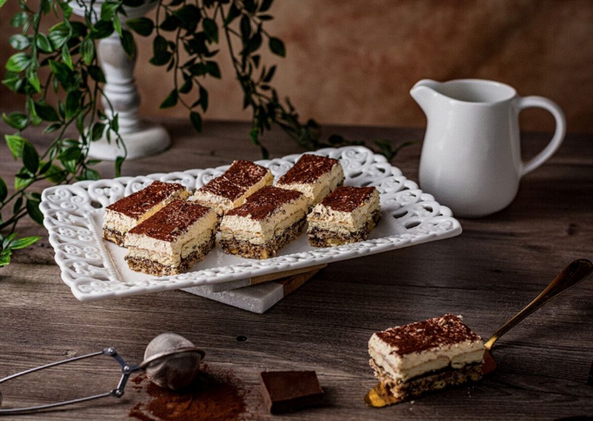 Prăjitura Parlament, reţeta pentru cele mai fine gusturi