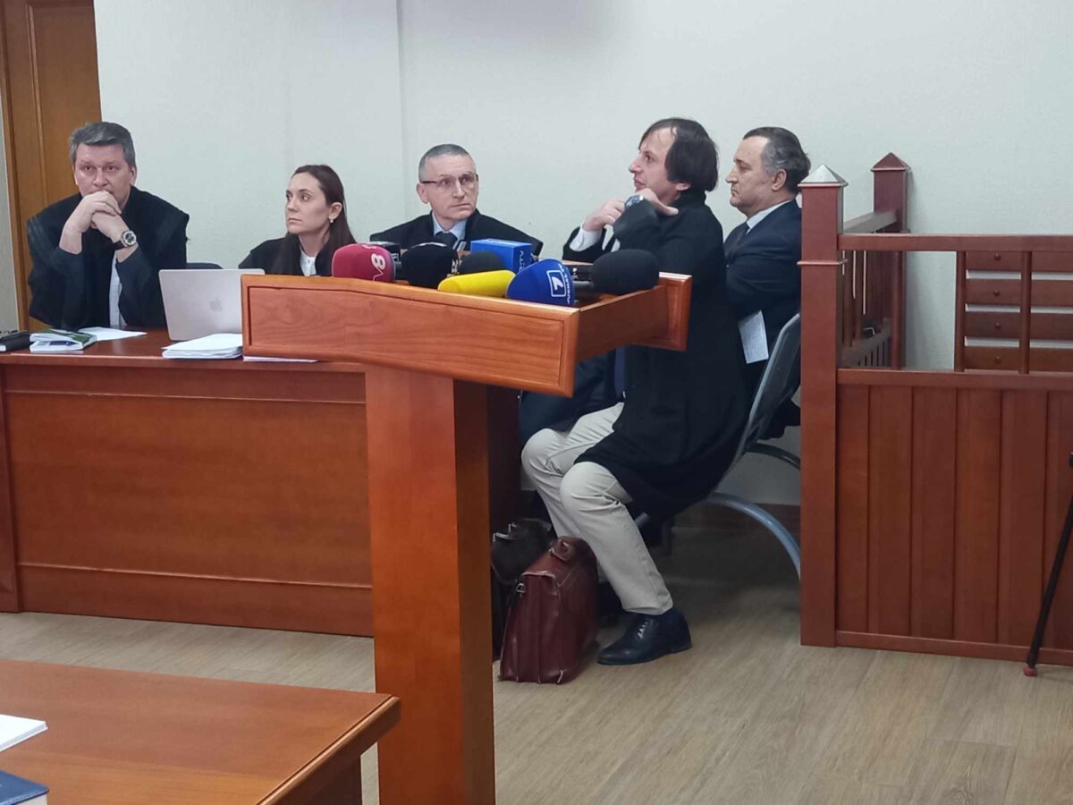 Ultimul cuvânt al ex-premierului Vlad Filat. Când va fi pronunţată sentinţa. Foto. Video