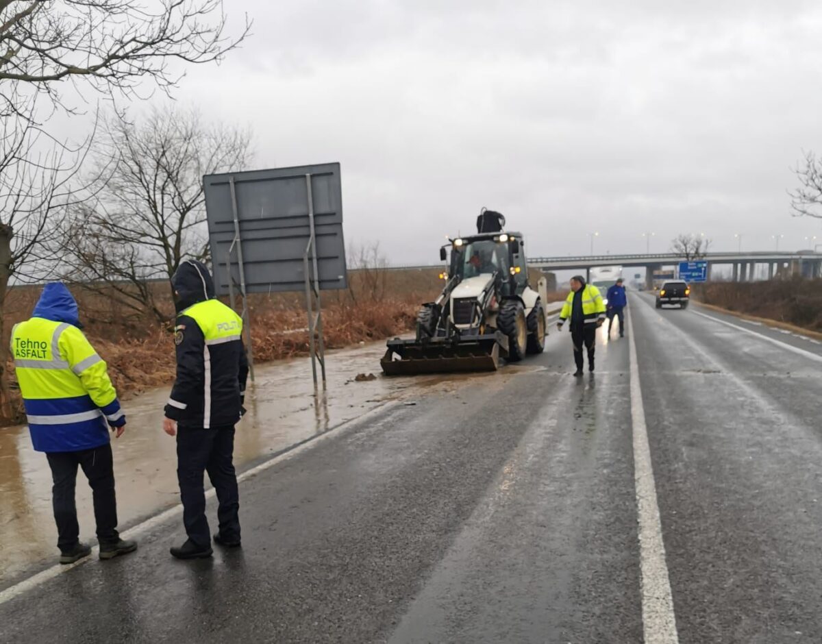 Încep lucrările la drumul expres Arad - Oradea. Acesta va lega nordul Europei de sudul Europei