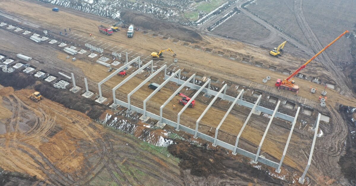 În România se construiește cea mai mare fermă de reproducție de porci. În ce localitate apare proiectul