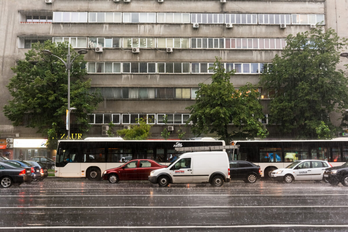 Prognoza meteo, 24 mai. Vremea spulberă planurile făcute pentru weekend, ANM anunță mari probleme