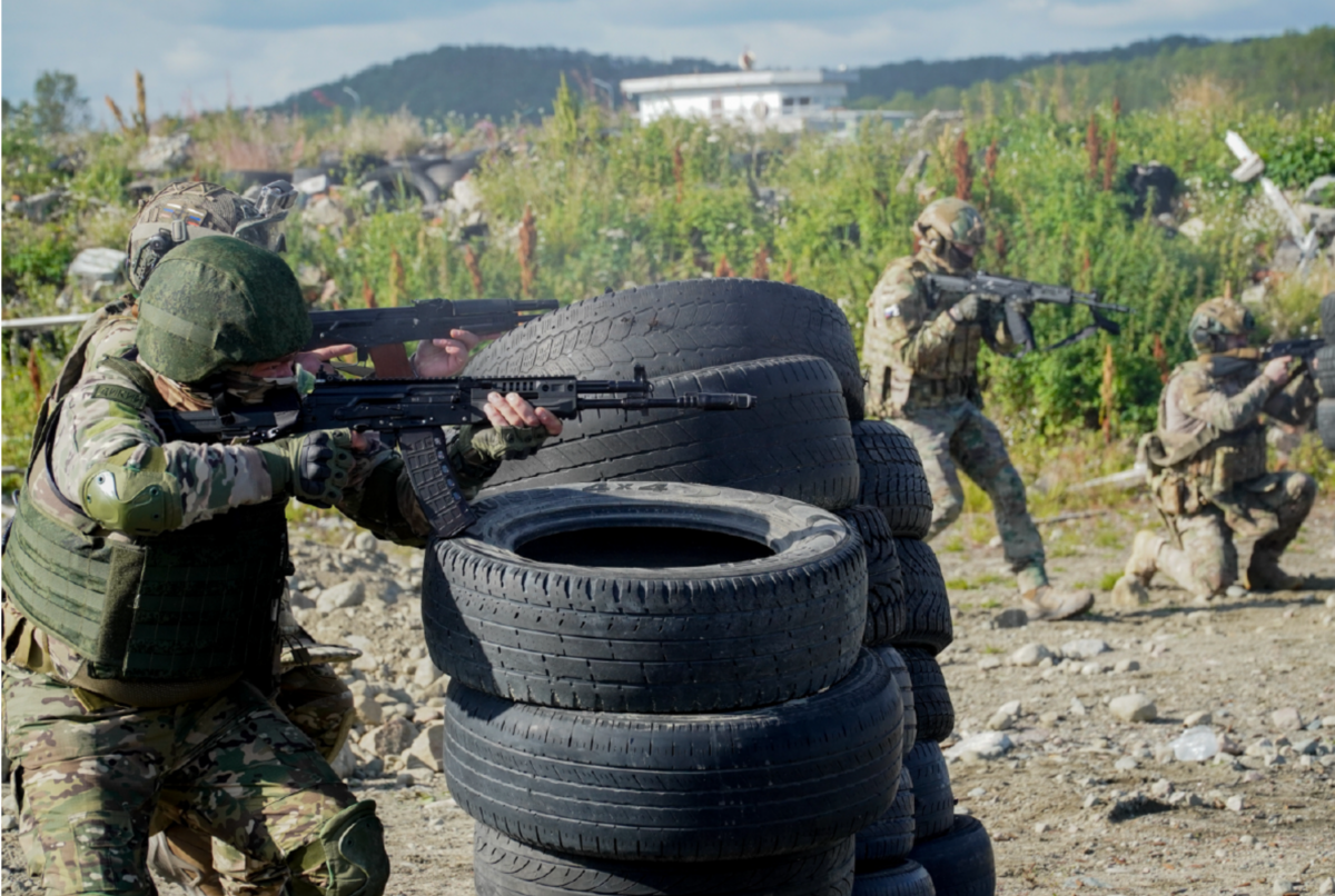 Vladimir Putin cheamă tot mai mulți oameni la arme. Ultimii intrați în vizor