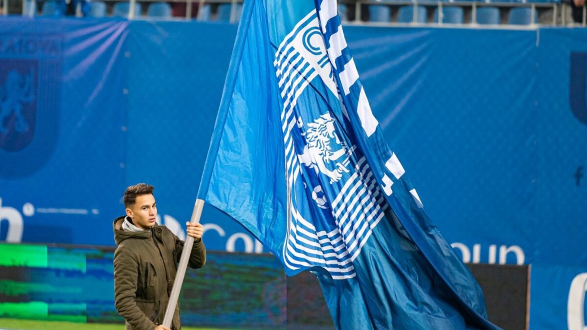 Aroganțe fotbalistice. Iliuță și Mike și-au etalat mușchii în miez de noapte