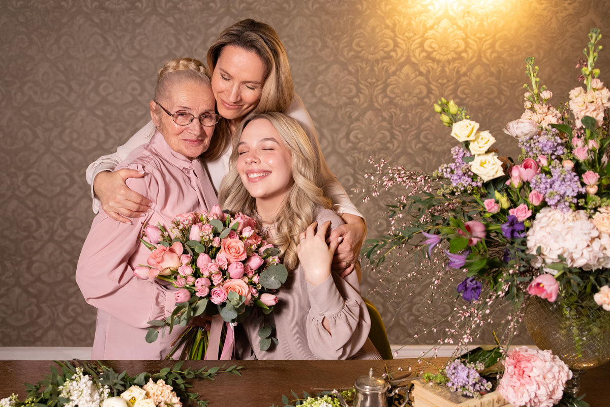 Magnolia.ro - Cea mai mare rețea de florării trimite peste 10.000 de zâmbete de Ziua Femeii